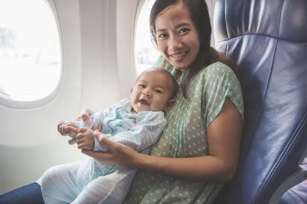 viajar-de-aviao-com-bebe